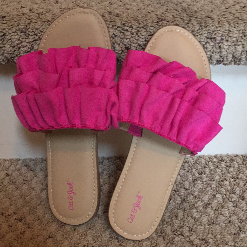 Ruffle Slides